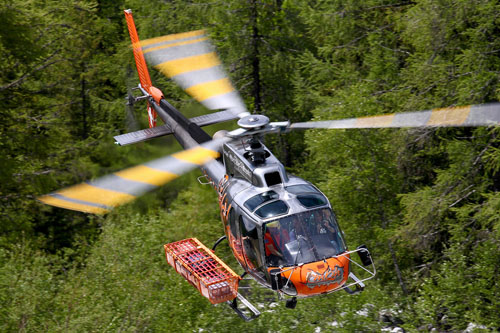 Hélicoptère AS350 B3 Ecureuil F-HESB de Chamonix Mont-Blanc Hélicoptères (CMBH)