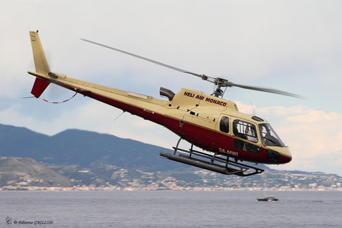 Hélicoptère AS350 B3 Ecureuil 3A-MWI d'HELI AIR MONACO