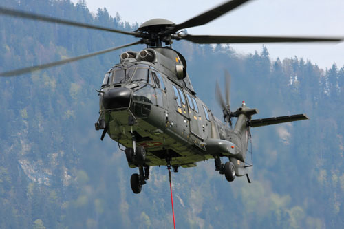 Hélicoptère AS332 SuperPuma de l'armée suisse