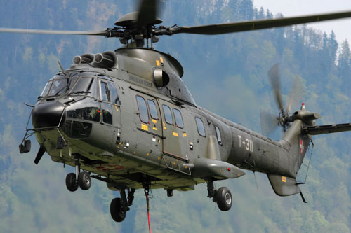 Hélicoptère AS332 SuperPuma de l'armée suisse