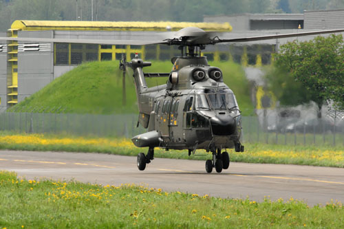 Hélicoptère AS332 SuperPuma de l'armée suisse