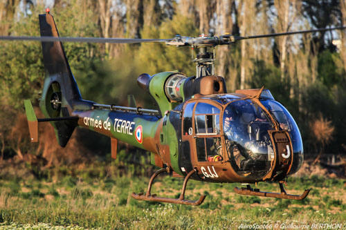 Hélicoptère SA342 Gazelle ALAT