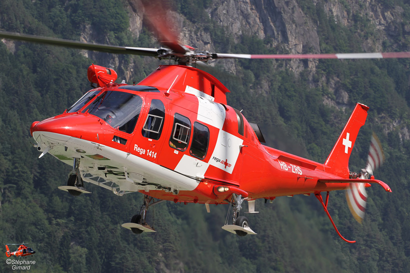 Hélicoptère de secours AW109 HB-ZRS de la REGA