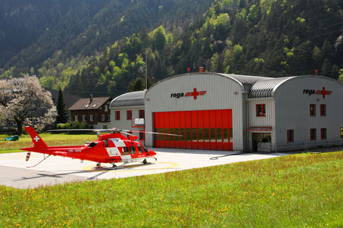 Hélicoptère de secours AW109 HB-ZRV de la REGA