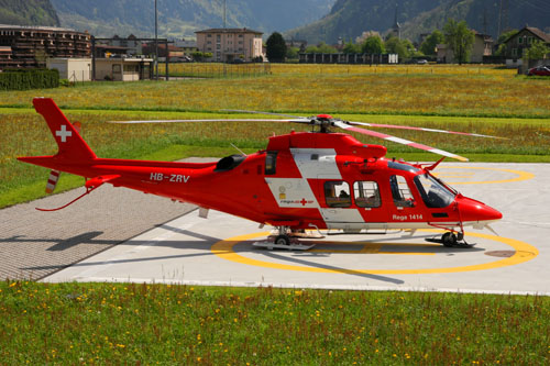 Hélicoptère de secours AW109 HB-ZRV de la REGA