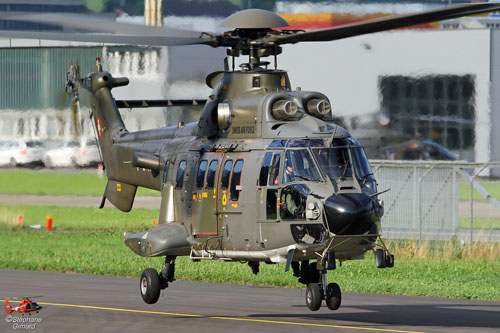 Hélicoptère AS532 Cougar de l'armée suisse