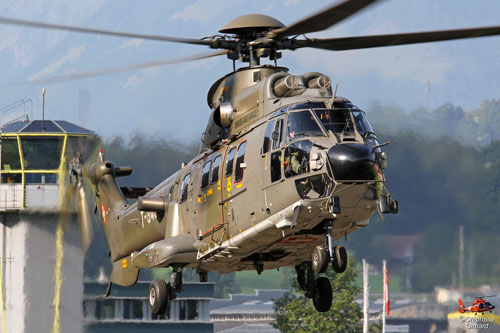 Hélicoptère AS532 Cougar de l'armée suisse