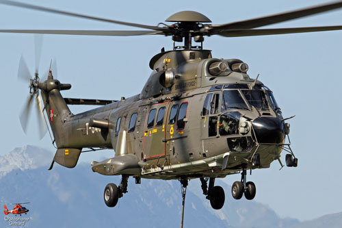 Hélicoptère AS532 Cougar de l'armée suisse