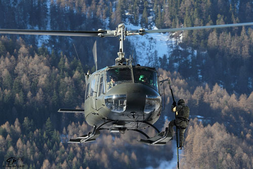 Hélicoptère AB205 de l'armée italienne