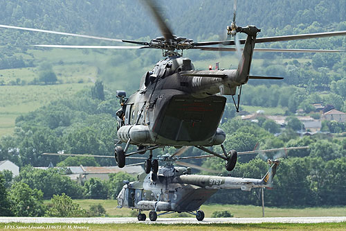 Hélicoptère de transport MI17 de l'armée tchèque