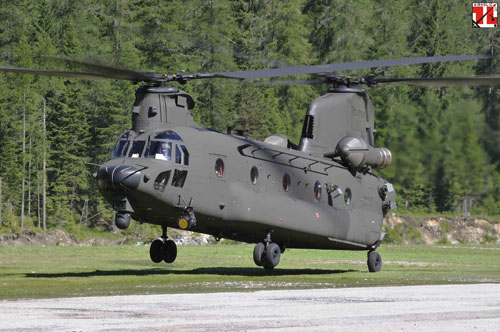 Hélicoptère CH47F Chinook de l'Aviazione Esercito Italian Army Aviation