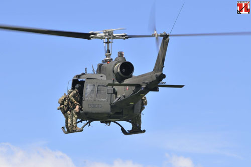 Hélicoptère AB205 de l'Aviazione Esercito Italian Army Aviation