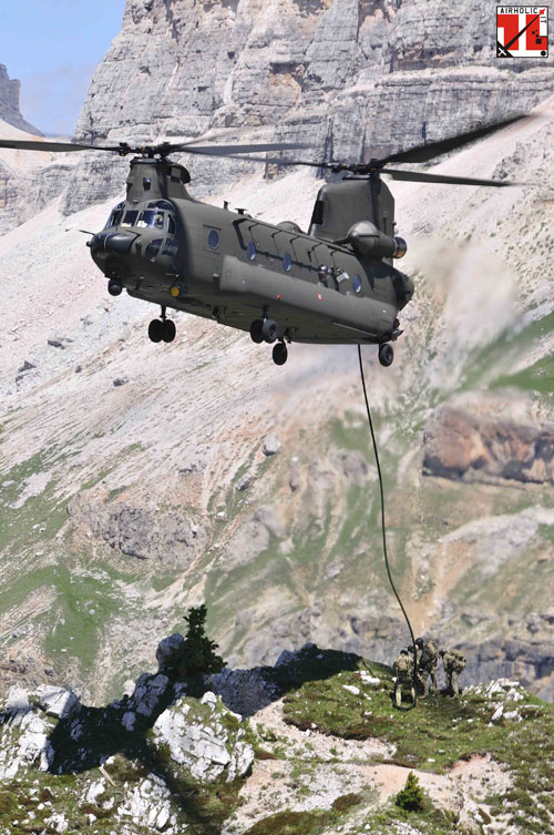 Hélicoptère CH47F Chinook de l'Aviazione Esercito Italian Army Aviation