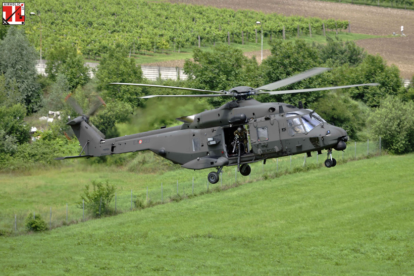 Hélicoptère NH90 de l'Aviazione Esercito Italian Army Aviation