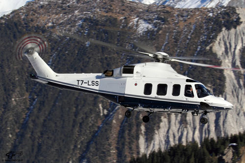 Hélicoptère AW139 T7-LSS