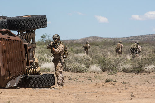 Les commandos sécurisent la zone