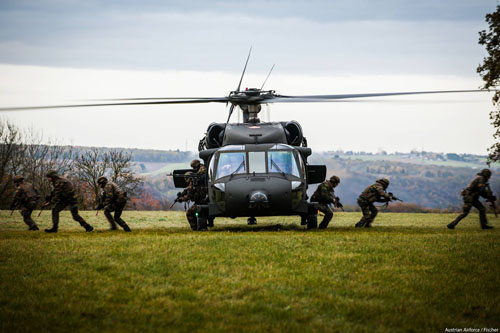 Hélicoptère UH60 Blackhawk Autriche