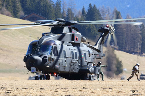 Hélicoptère HH101 Caesar de l'Armée de l'Air italienne