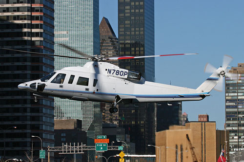 Hélicoptère Sikorsky S76 N780P