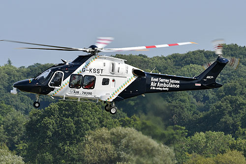 Hélicoptère AW169 de Kent Surrey Sussex Air Ambulance G-KSST