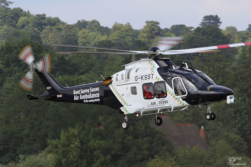 Hélicoptère AW169 de Kent Surrey Sussex Air Ambulance G-KSST