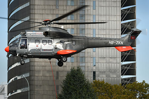 Hélicoptère AS332 SuperPuma HB-ZKN