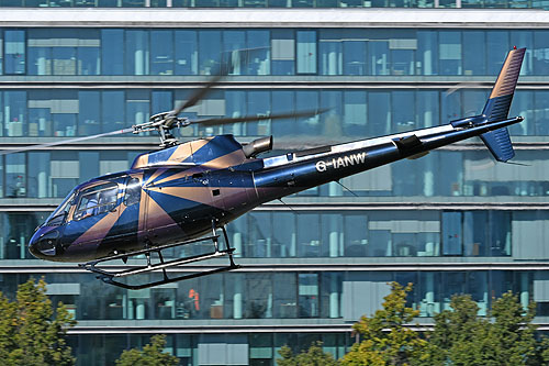 Hélicoptère AS350 B3 Ecureuil G-IANW