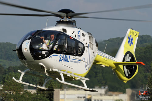 Hélicoptère H135 F-HLCH du SAMU 25