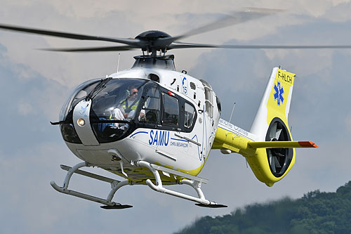 Hélicoptère H135 F-HLCH du SAMU 25