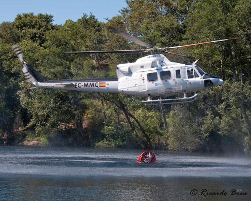 Hélicoptère Bell 412 EC-MMC de la Xunta de Galicia