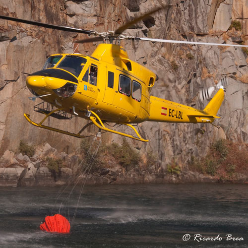 Hélicoptère Bell 412 EC-LBL de la Xunta de Galicia