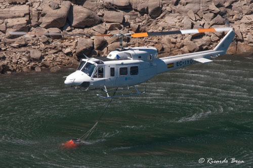 Hélicoptère Bell 412 EC-IYO de la Xunta de Galicia