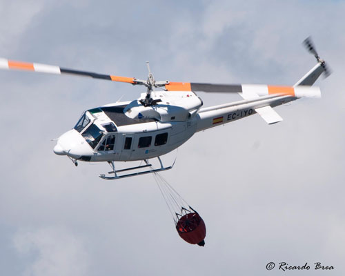 Hélicoptère Bell 412 EC-IYO de la Xunta de Galicia