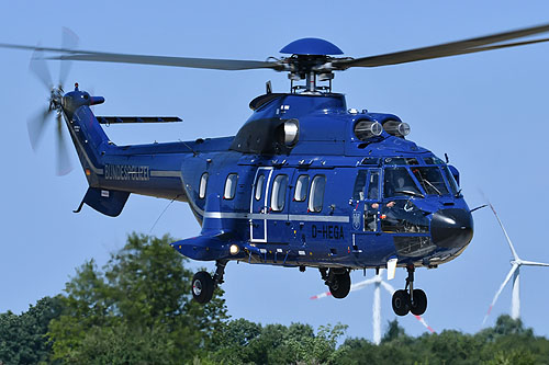 Hélicoptère AS332 L1 SuperPuma D-HEGA de la BundesPolizei allemande