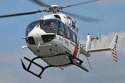 Hélicoptère EC145 OO-NHB du SAMU 59 de Lille