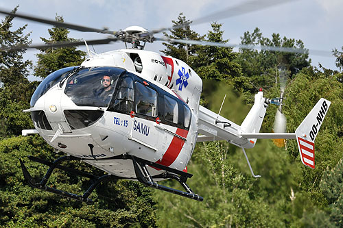 Hélicoptère EC145 OO-NHB du SAMU 59 de Lille