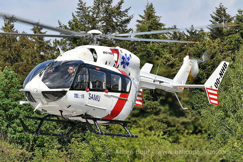 Hélicoptère EC145 OO-NHB du SAMU 59 de Lille