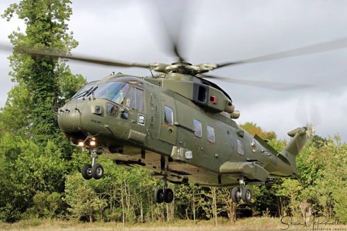 Hélicoptère Merlin HC3 de la Royal Air Force britannique