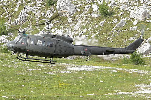 Hélicoptère AB205 Aviazione Esercito Italian Army Aviation