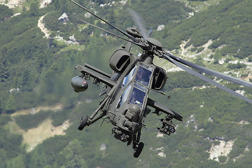 Hélicoptère d'attaque A129 Mangusta Aviazione Esercito Italian Army Aviation