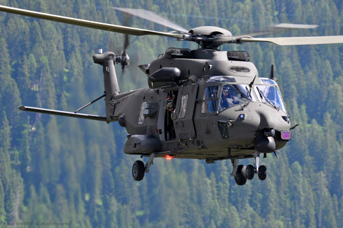 Hélicoptère NH90 Aviazione Esercito Italian Army Aviation