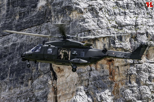 Hélicoptère NH90 Aviazione Esercito Italian Army Aviation