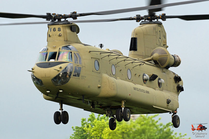 Hélicoptère CH47F Chinook américain