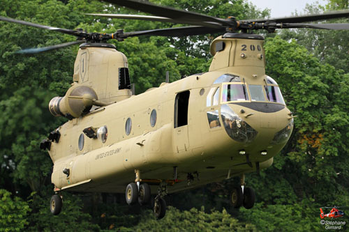 Hélicoptère CH47F Chinook américain