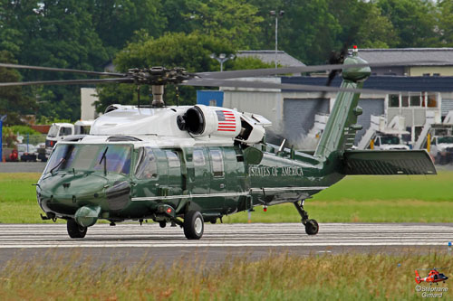 Hélicoptère UH60 Blackhawk américain