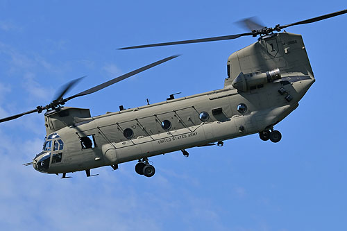 Hélicoptère CH47F Chinook américain