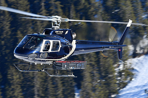 Hélicoptère AS350 B2 Ecureuil F-HBMD