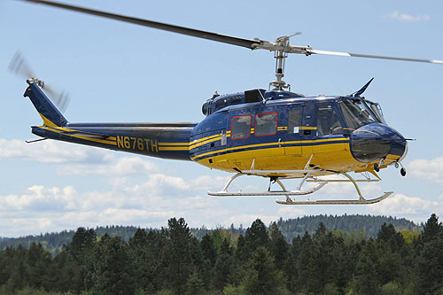 Hélicoptère UH1 Huey N676TH TIMBERLINE HELICOPTERS