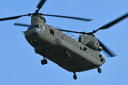 Hélicoptère CH47F Chinook