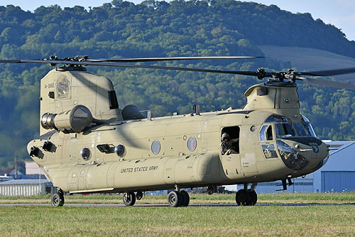 Hélicoptère CH47F Chinook